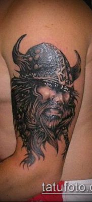 fotó egy viking tetoválásról (tetoválás) (érték) - példa rajz - 070
