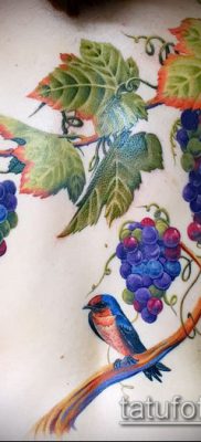 Снимка на татуировка на грозде - 20062017 - пример - 010 Tattoo grapes_