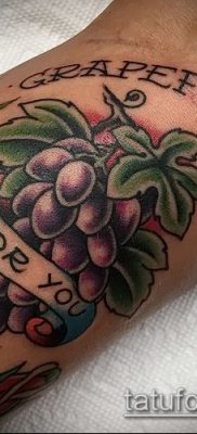 Снимка на татуировка на грозде - 20062017 - пример - 027 Tattoo grapes_