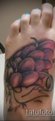 Снимка на татуировка на грозде - 20062017 - пример - 031 Tattoo grapes_