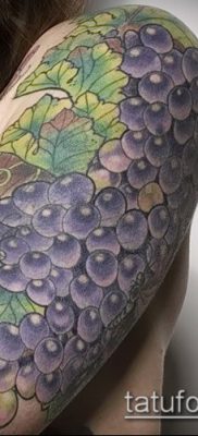 Снимка на татуировка на грозде - 20062017 - пример - 066 Tattoo grapes_