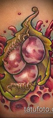 Снимка на татуировка на грозде - 20062017 - пример - 075 Tattoo grapes_