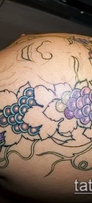 Снимка на татуировка на грозде - 20062017 - пример - 082 Tattoo grapes_