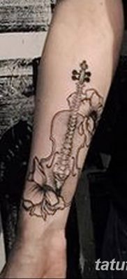 Снимка на татуировка за виолончело от 04.08.2018 №015 - татуировка виолончело -