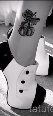 Cseresznye tetoválás a lábán - példák a tetoválásokra a 30012016 -os fotón 2