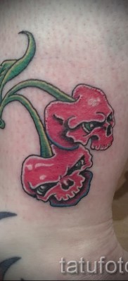 cseresznye és koponya tetoválás - példák a tetoválásokra a 30012016 -os fotón 1