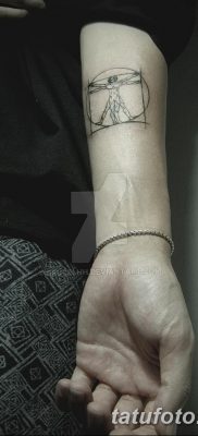 fotó tetoválás vitruvi férfi kelt 2017.12.07. №003 - vitruvi férfi tetoválás -