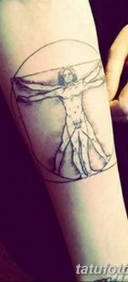 fotó tetoválás vitruvi férfi kelt 2017.12.07. №010 - vitruviai férfi tetoválás -