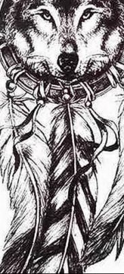 Снимка на татуировка с вълк и пера от 21.09.2018 г. №068 - татуировка вълк и перо -