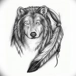 Снимка на татуировка с вълк и пера от 21.09.2018 г. №044 - татуировка вълк и перо -