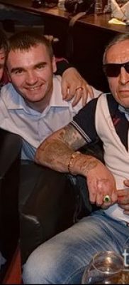 Fotó a tolvajok tetoválásáról - 05062017 - példa - 054 A tolvaj a jogban