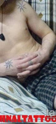 снимка на татуировка на крадливи звезди (татуировка) (стойност) - примерна рисунка - 016