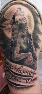 egy üvöltő farkas tetoválásról készült fotó egy üvöltő farkas tetoválás jelentéséről - tatufoto.ru - 50