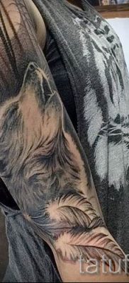 foto-tatu-voyushhij-volk-dlya-stati-pro-znachenie-tatu-voyushhij-volk-016-tatufoto-ru