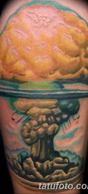 Fotó tetováló nukleáris robbanásról (gomba) 2018. 09. 01. №027 tetoválás nukleáris robbanásról -