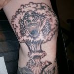 Fénykép tetováló nukleáris robbanásról (gomba) 2018. 09. 01. №050 tetoválás nukleáris robbanásról -