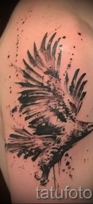 sólyom tetoválás - példa a 07122015 -ös fotón 7