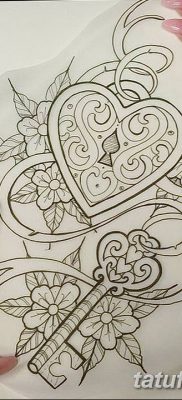 Fotó egy kulcslyuk tetoválásról 2018.08.25. №177 - kulcslyukos tetoválás -