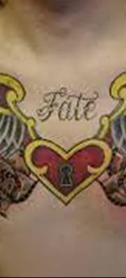 Fotó egy kulcslyuk tetoválásról 2018.08.25. №103 - kulcslyukos tetoválás -