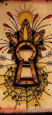 Fotó egy kulcslyukos tetoválásról 2018.08.25. №001 - kulcslyukos tetoválás -