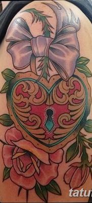 Fotó a kulcslyukos tetoválásról 2018.08.25. №002 - kulcslyukos tetoválás -