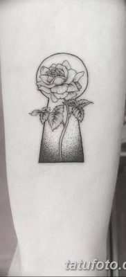 Fotó egy kulcslyukos tetoválásról 2018.08.25. №003 - kulcslyukos tetoválás -