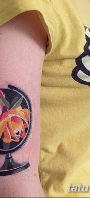 fotó a földgömb tetoválásról, 2018. 04. 16 -án, №073 - tetoválógömb -