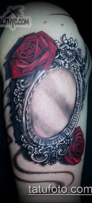 az 515 -ös tetováló tükör a minta méltó változata, amely sikeresen használható a combtetoválás átalakítására és alkalmazására