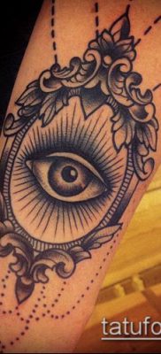 67. számú tetováló tükör - a minta exkluzív változata, amely sikeresen használható régi iskola tükrének megváltoztatására és tetoválásként történő alkalmazására