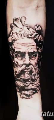 Zeusz tetoválás fotója 2018.08.08. №189 - Zeusz tetoválás -