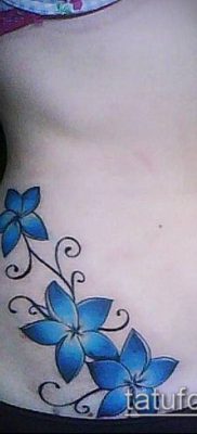 татуировка жасмин номер 56 - изключителна версия на модела, която може лесно да се използва за трансформиране и прилагане като татуировка на цвете на жасмин