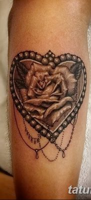 fotó a gyöngytetoválásról, kelt 2017.08.25. №072 - gyöngytetoválás -