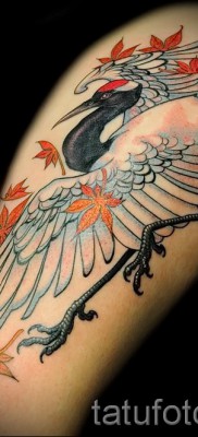 Пример за снимка на татуировка на кран - красива рисунка