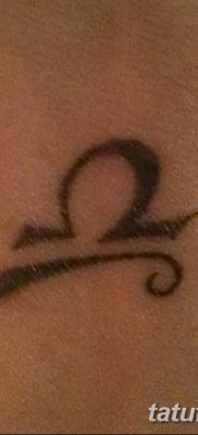 fotó tetováló jel a Mérleg állatövből 2017.10.21 -től №008 - a Mérleg állatöv tetováló jele