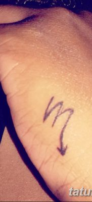 fotó tetováló jel a Skorpió állatövtől 2017.10.21 -től №019 - a Skorpió állatöv tetováló jele