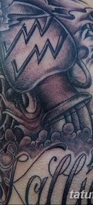 fotó tetováló jel a Vízöntő horoszkópból 2017.10.21 -től №014 - a Vízöntő állatöv tetováló jele