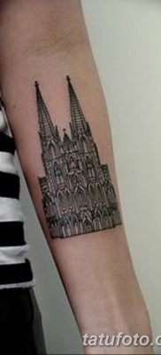 fotó a templom kupola tetoválásról, dátum: 2018.12.02. №002 - templom kupola tetoválása -