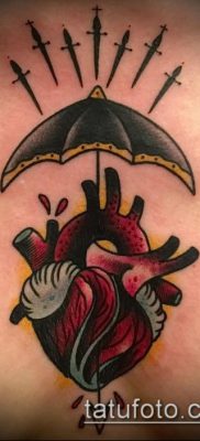 fotó egy esernyő tetoválásról (jelentése) - példa egy érdekes tetoválási rajzra - 057