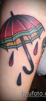 fotó egy esernyő tetoválásról (jelentése) - példa egy érdekes tetoválási rajzra - 041