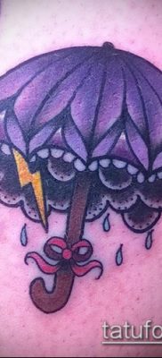 fotó egy esernyő tetoválásról (jelentése) - példa egy érdekes tetoválási rajzra - 013