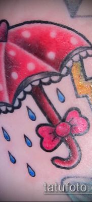 fotó egy esernyő tetoválásról (jelentése) - példa egy érdekes tetoválási rajzra - 011