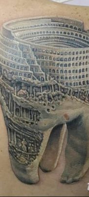 fotó tetoválás foga kelt 2017. 09. 13 -án №122 - tetoválófog -