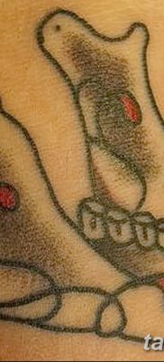 fotó tetoválás foga kelt 2017. 09. 13 -án №125 - tetoválófog -