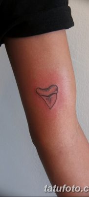 fotó egy fogtetoválásról, kelte: 2017. 09. 13. №141 - tetoválásfog -