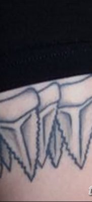 fotó egy fogtetoválásról, kelte: 2017. 09. 13. №009 - tetovált fog -