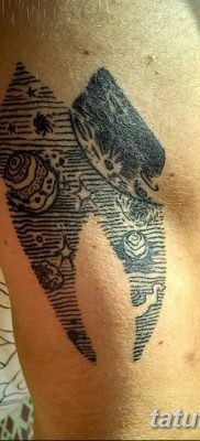 fotó egy fogtetoválásról, kelte: 2017.09.13. №024 - tetovált fog -