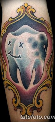 fotó egy fogtetoválásról, kelte: 2017.09.13. №025 - tetovált fog -