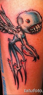 fotó egy fogtetoválásról, kelte: 2017. 09. 13. №039 - tetoválásfog -