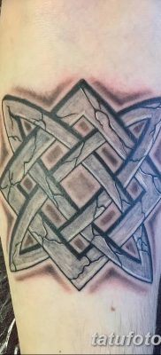 fotó a Svarog csillag tetoválásról, 2018. 06. 06. №075 - Svarog csillag tetoválása -