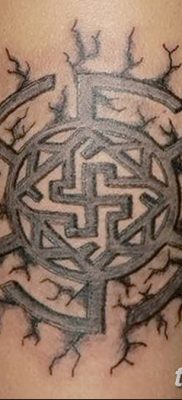 fotó a Svarog csillag tetoválásról, 2018. 06. 06. №030 - Svarog csillag tetoválása -